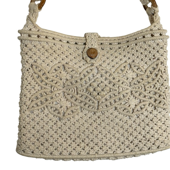 Vintage 70s Handmade Crochet Shoulder Bag | Boho Knit Summer Purse - Picture 4 of 6